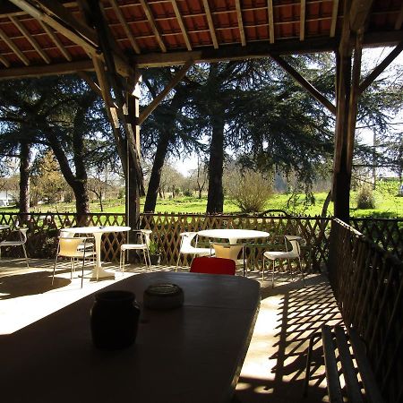 La Demeure Des Fleurs Hotel Caillavet Luaran gambar